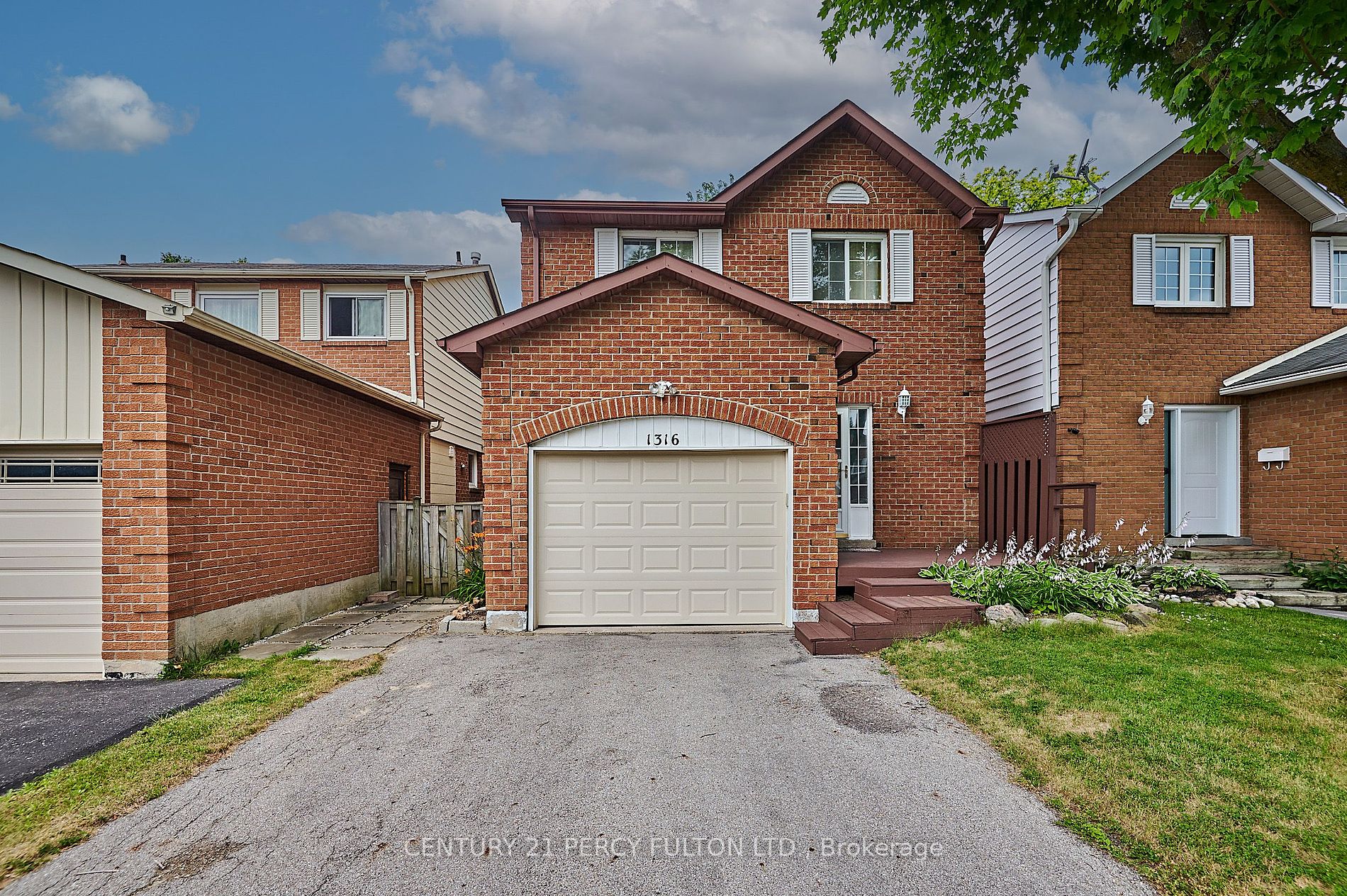 Detached house for sale at 1316 Redwood Lane Pickering Ontario