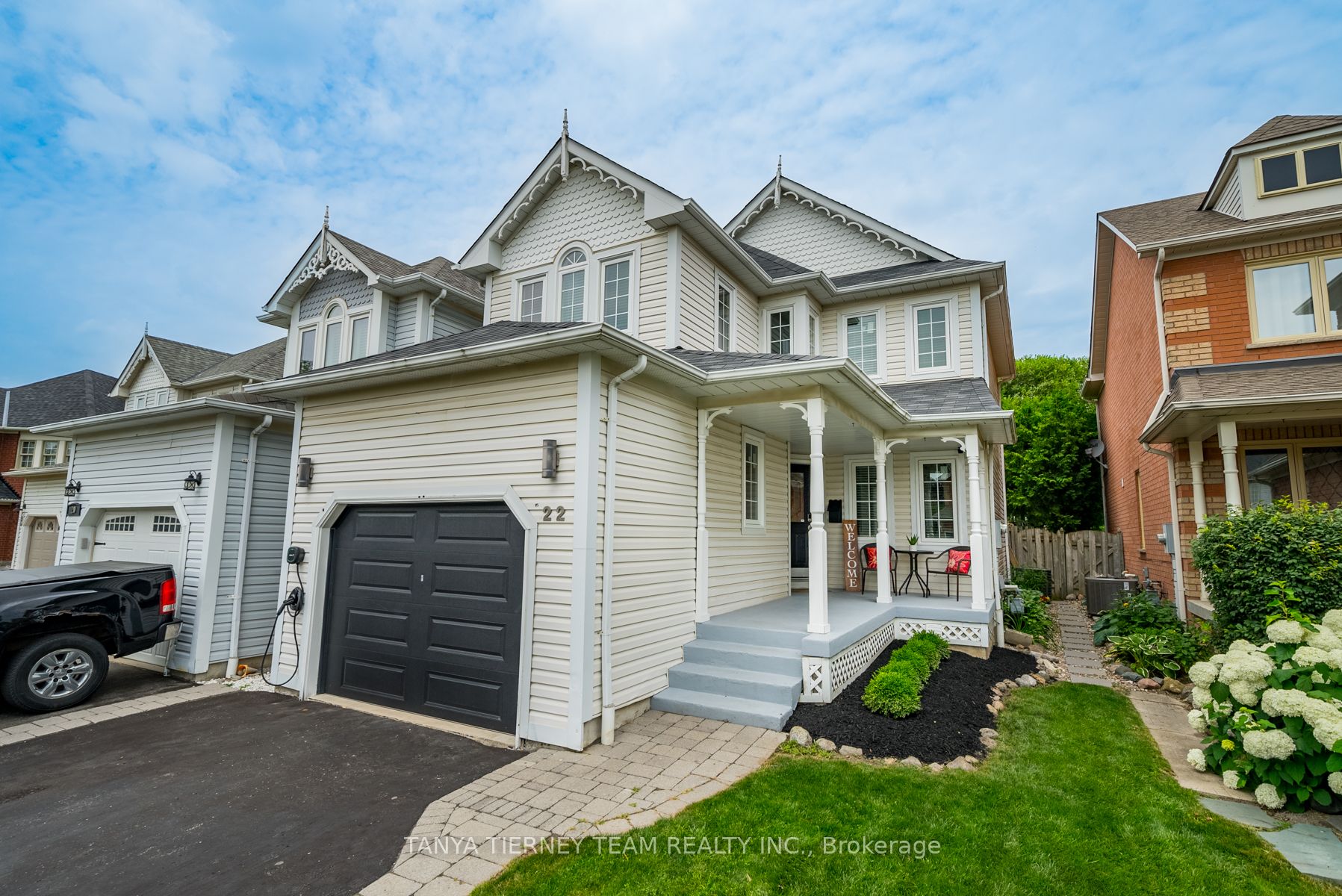 Detached house for sale at 22 Wells Cres Whitby Ontario