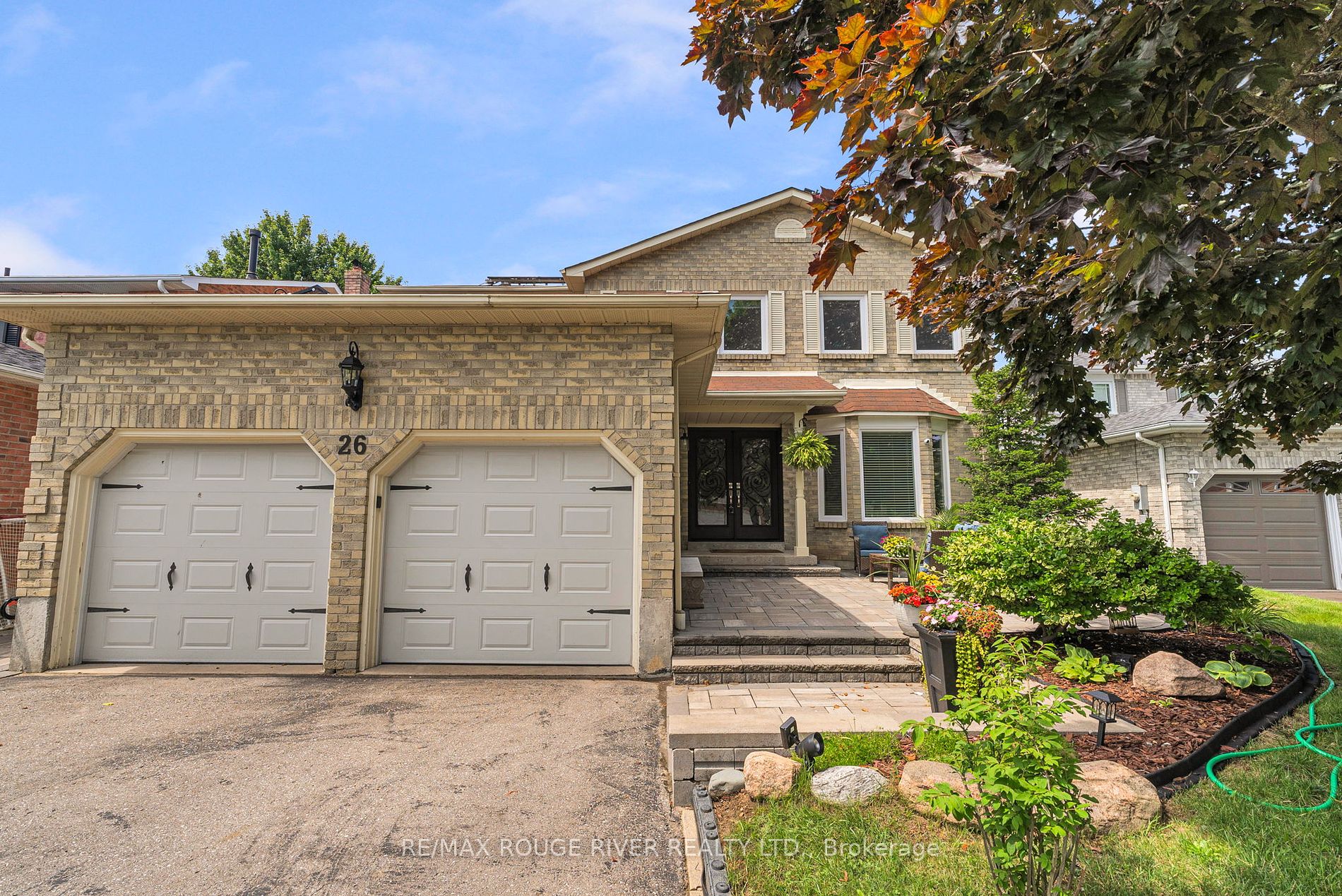 Detached house for sale at 26 Gladiola Crt Whitby Ontario