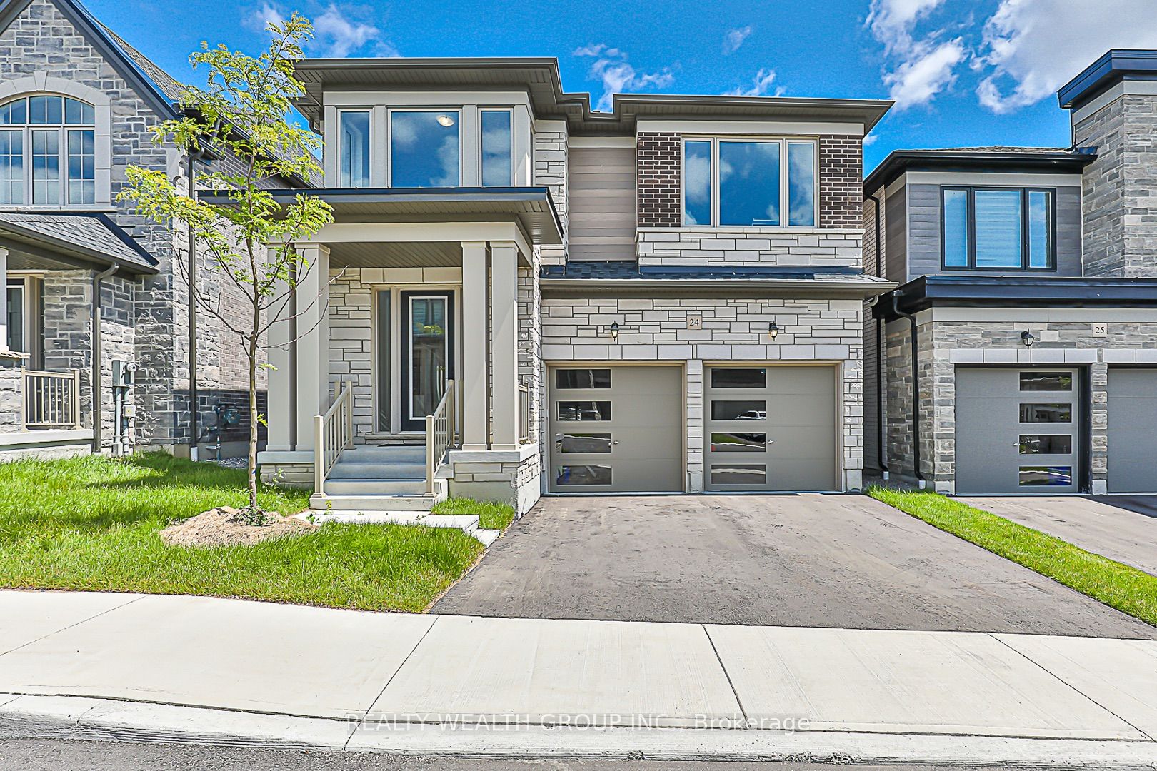 Detached house for sale at 400 Finch Ave Pickering Ontario