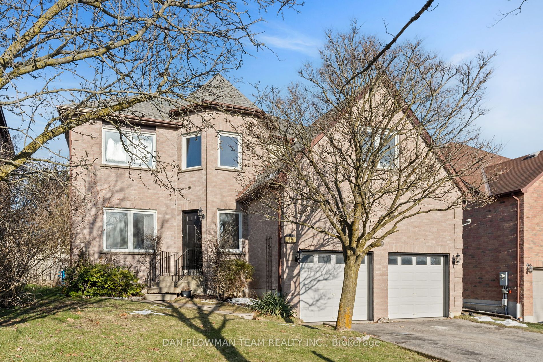 Detached house for sale at 19 Elmeroy Crt Whitby Ontario