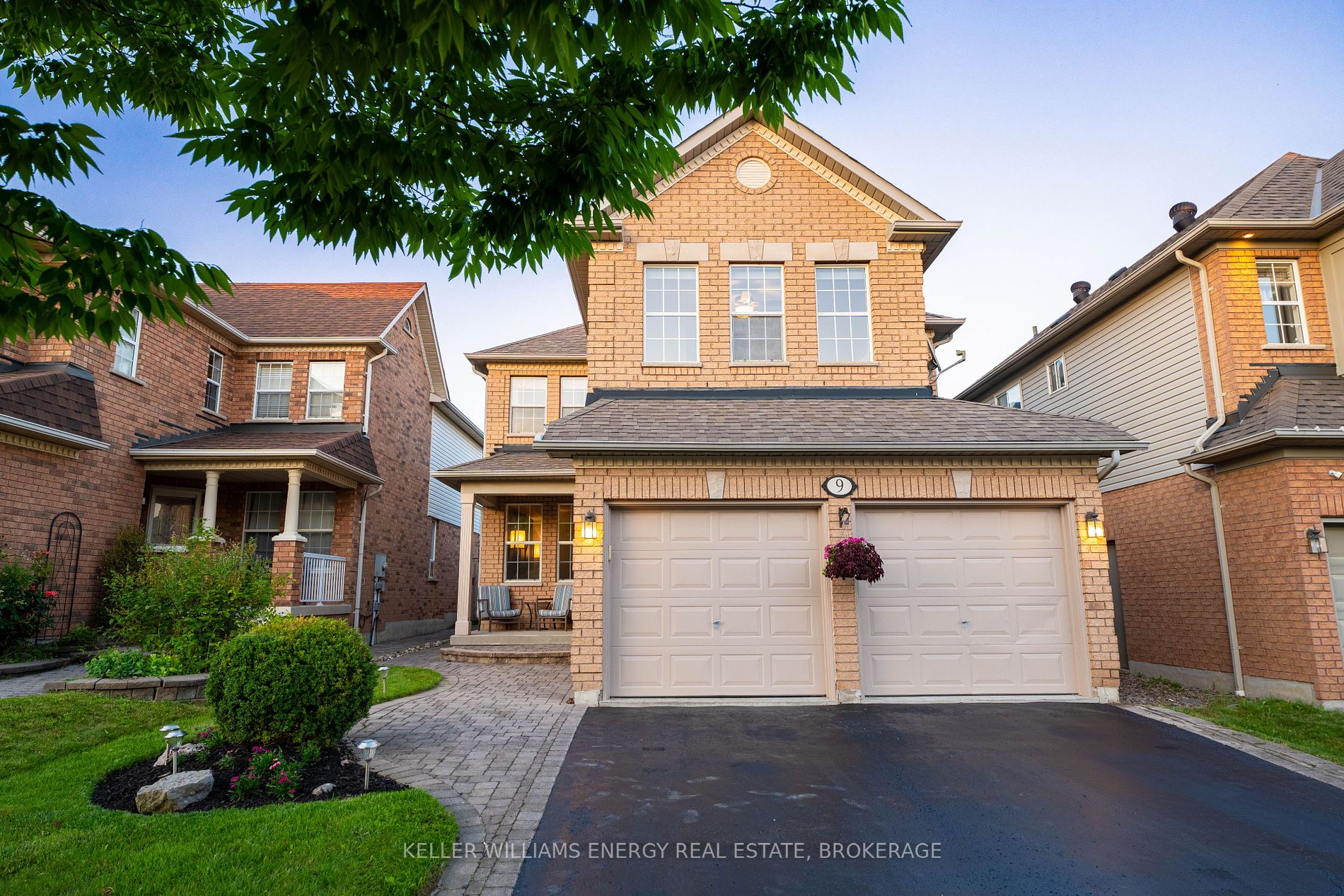 Detached house for sale at 9 Telegraph Dr Whitby Ontario