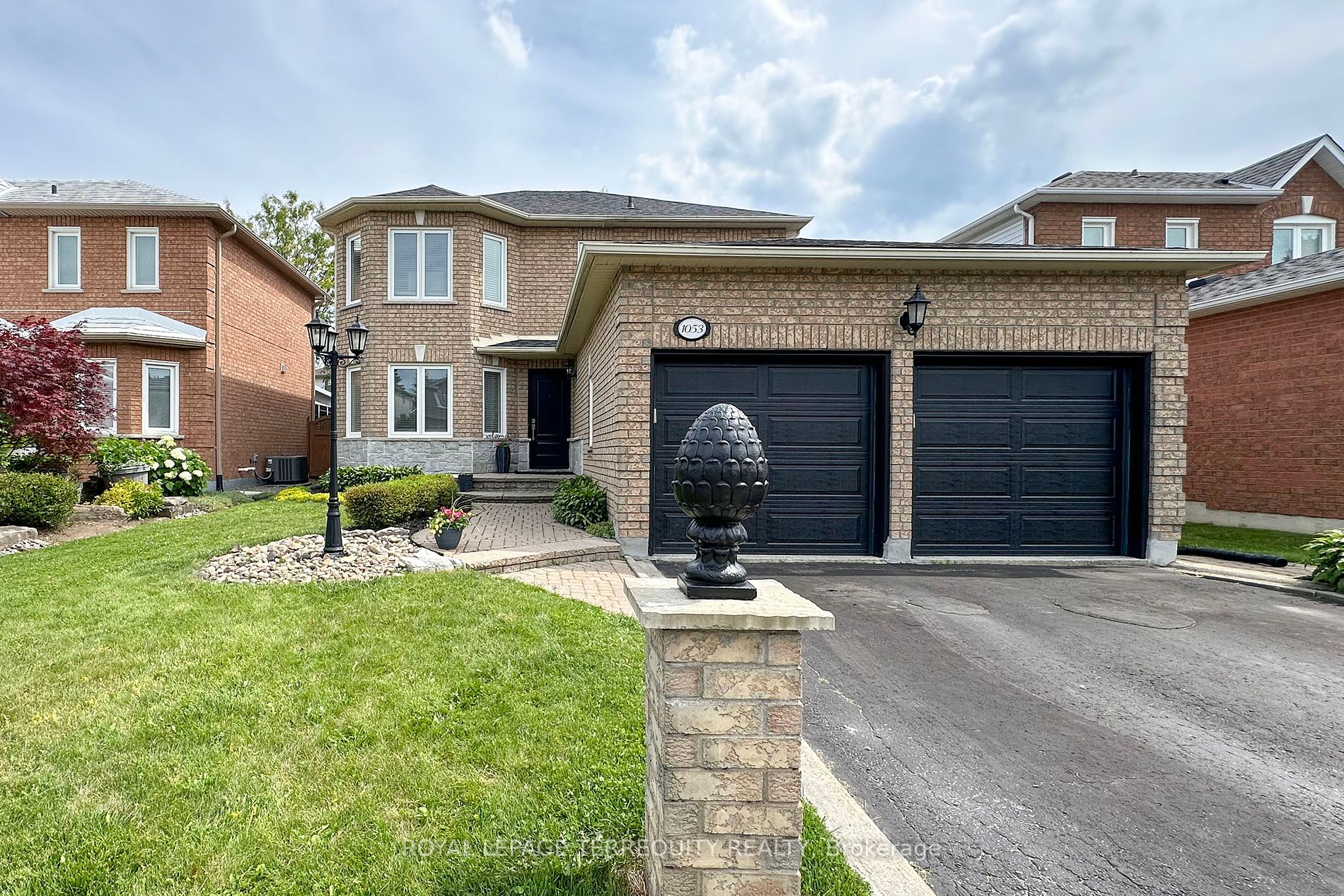 Detached house for sale at 1053 Beaver Valley Cres Oshawa Ontario
