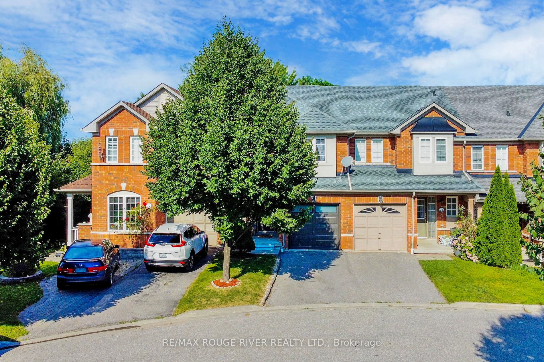 Att/Row/Twnhouse house for sale at 22 Beer Cres Ajax Ontario