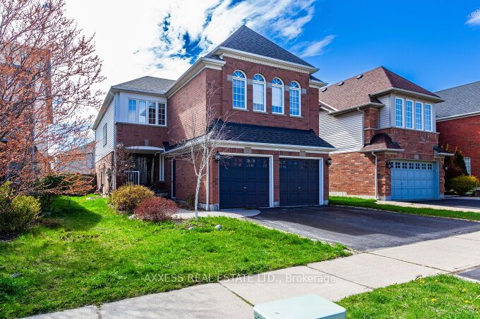 Detached house for sale at  Whitby Ontario