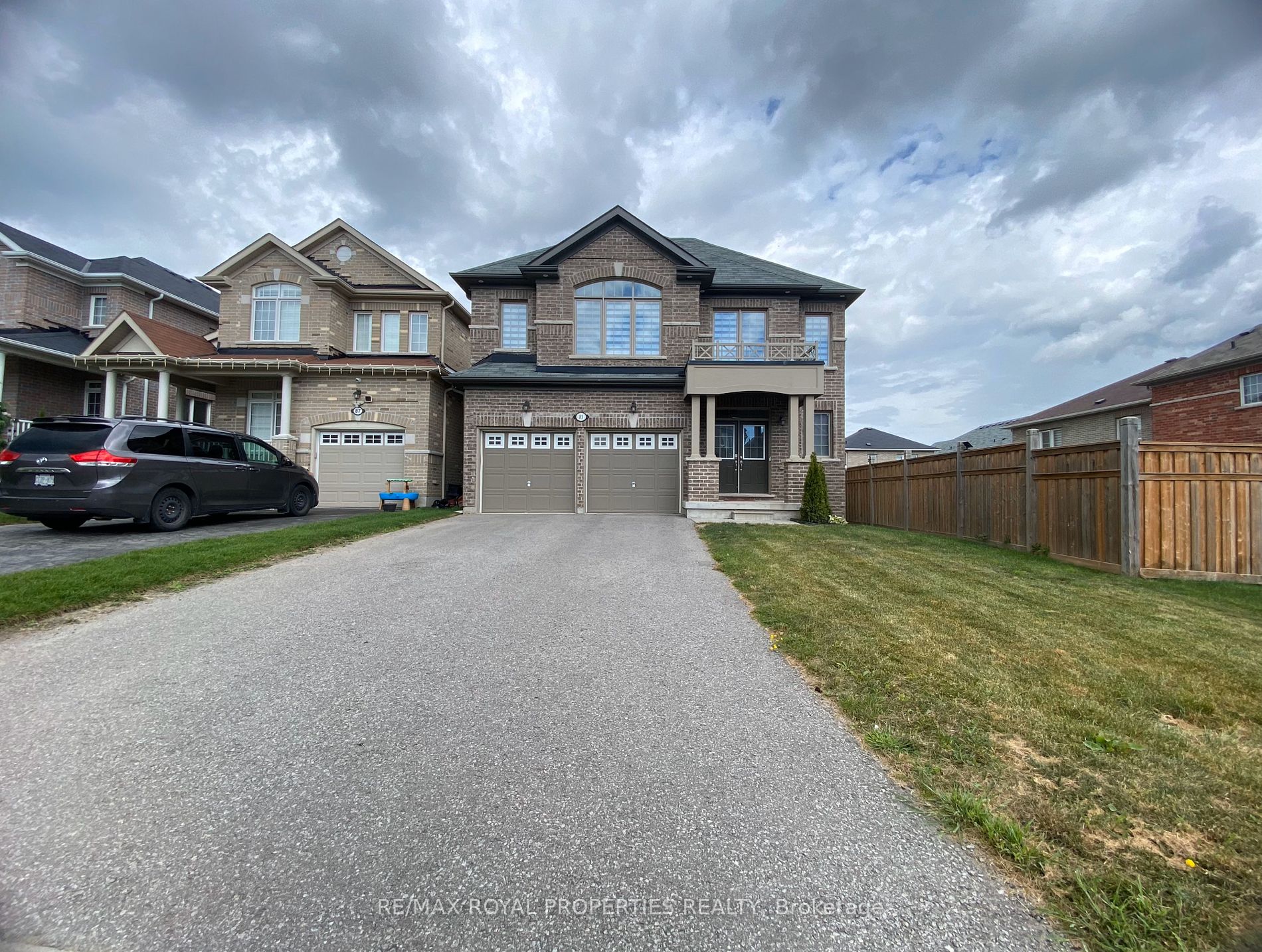 Detached house for sale at 83 Whitehand Dr Clarington Ontario