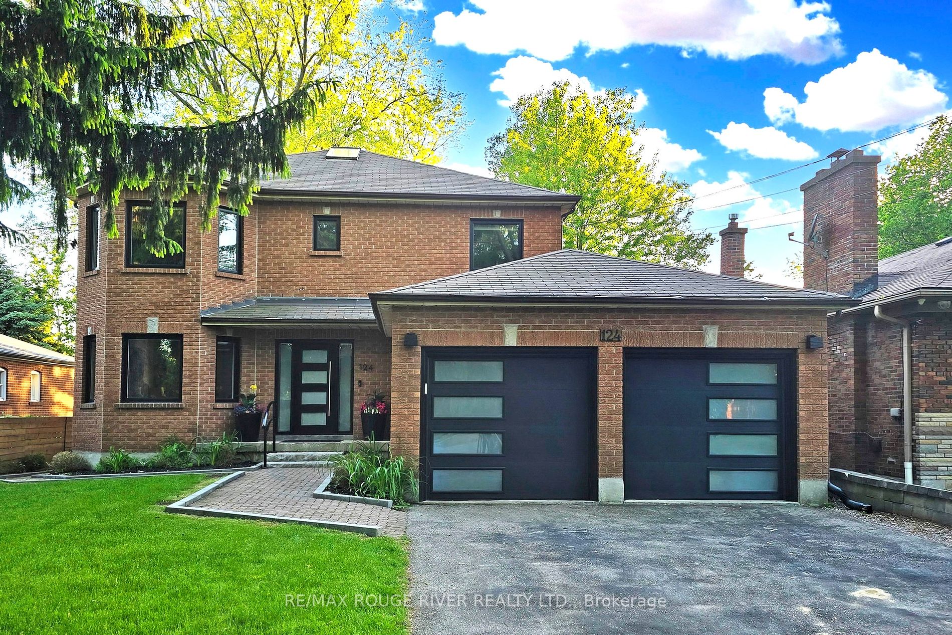 Detached house for sale at 124 Manse Rd Toronto Ontario