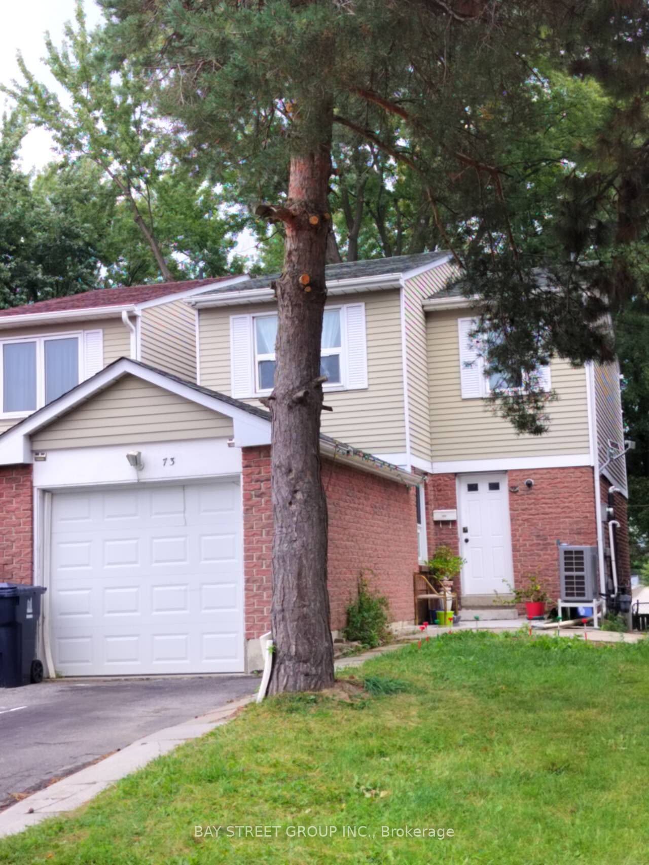 Detached house for sale at 73 Treetops Crt Toronto Ontario