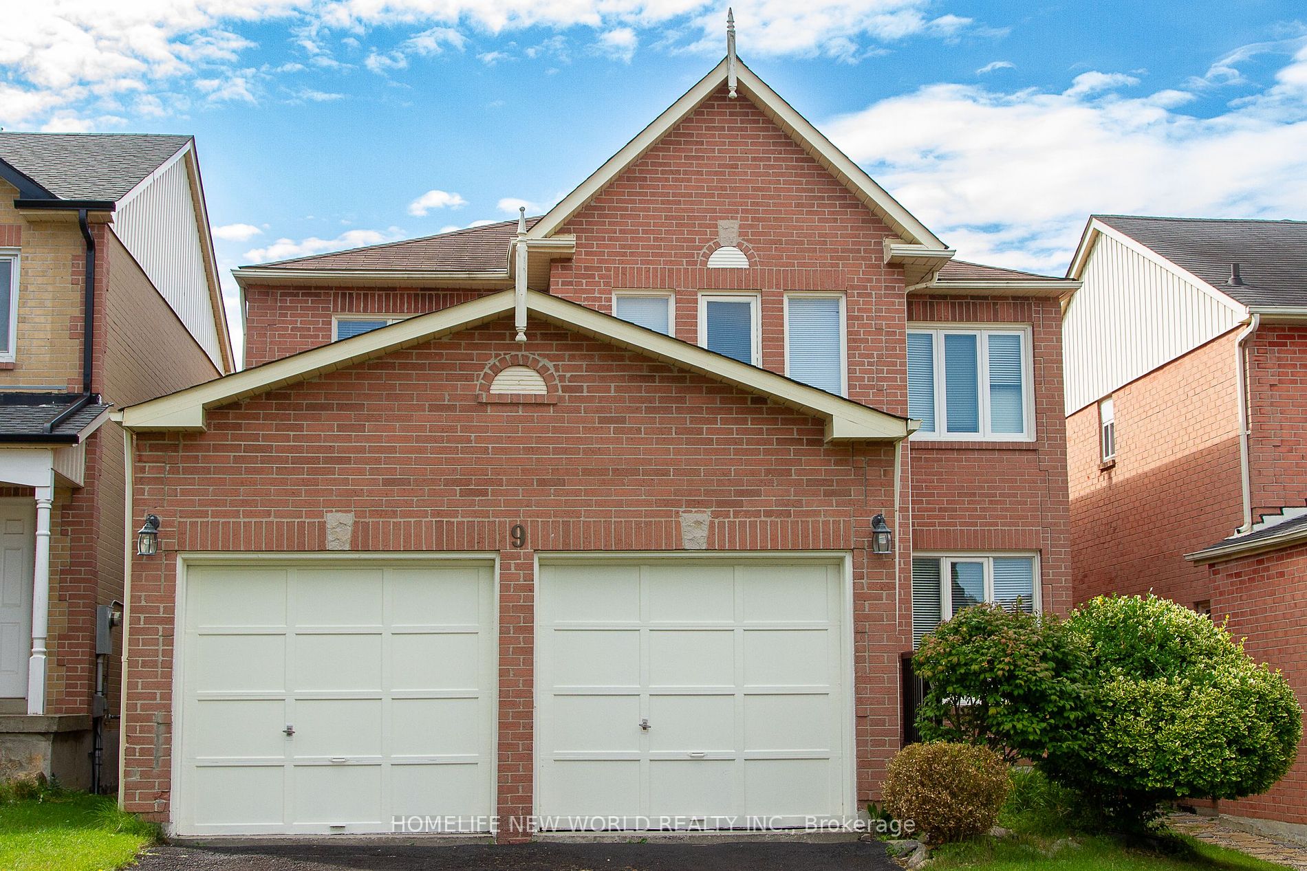 Detached house for sale at 9 Parkins Dr Ajax Ontario