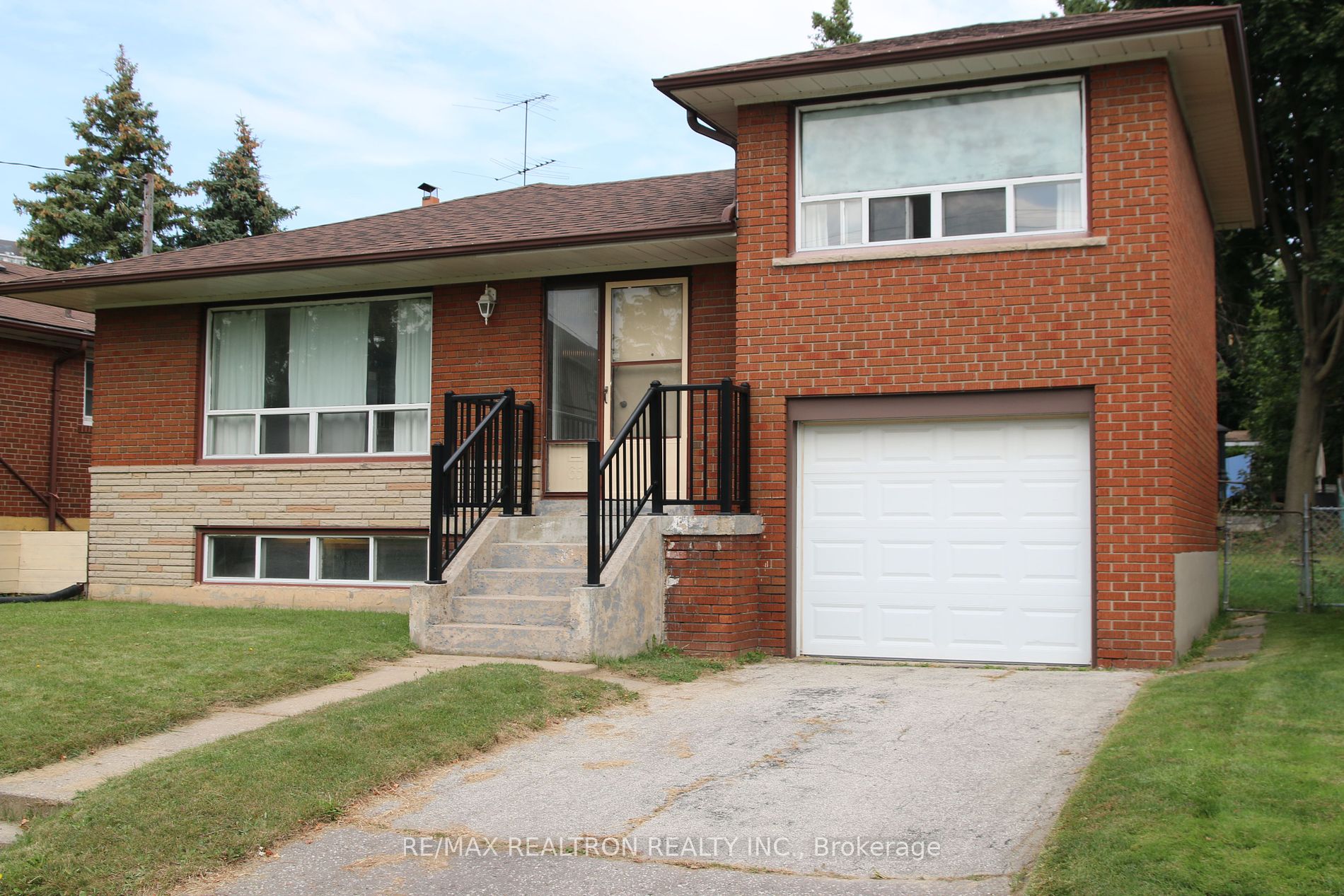 Detached house for sale at  Toronto Ontario