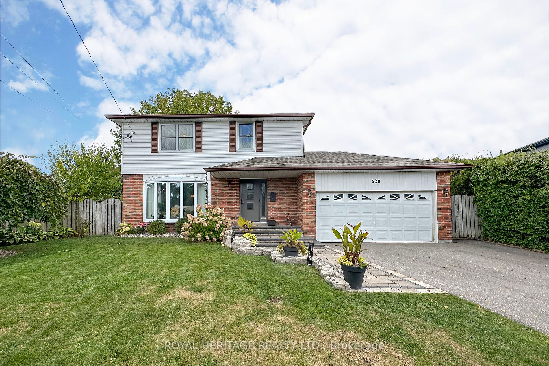 Detached house for sale at 820 Hanworth Crt Pickering Ontario