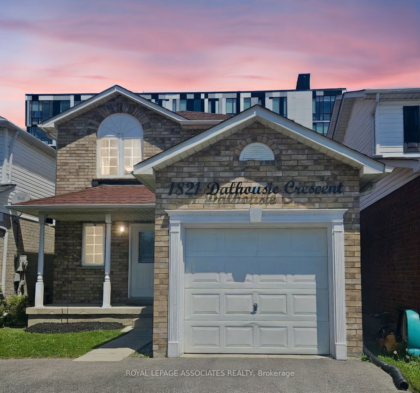 Detached house for sale at 1821 Dalhousie Cres Oshawa Ontario