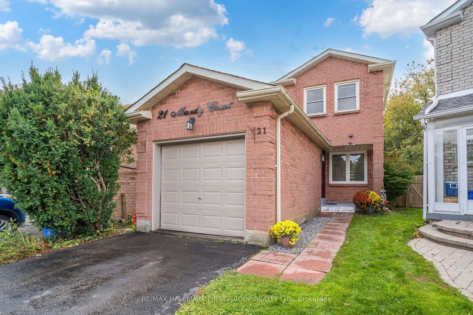 Detached house for sale at 21 Mandy Crt Whitby Ontario