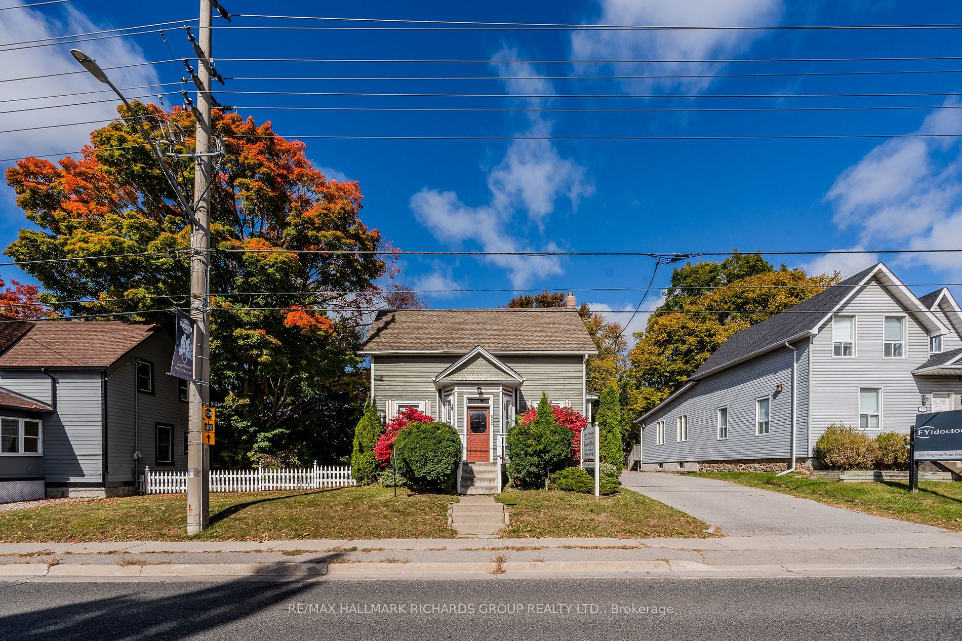 Detached house for sale at 562 Kingston Rd W Ajax Ontario