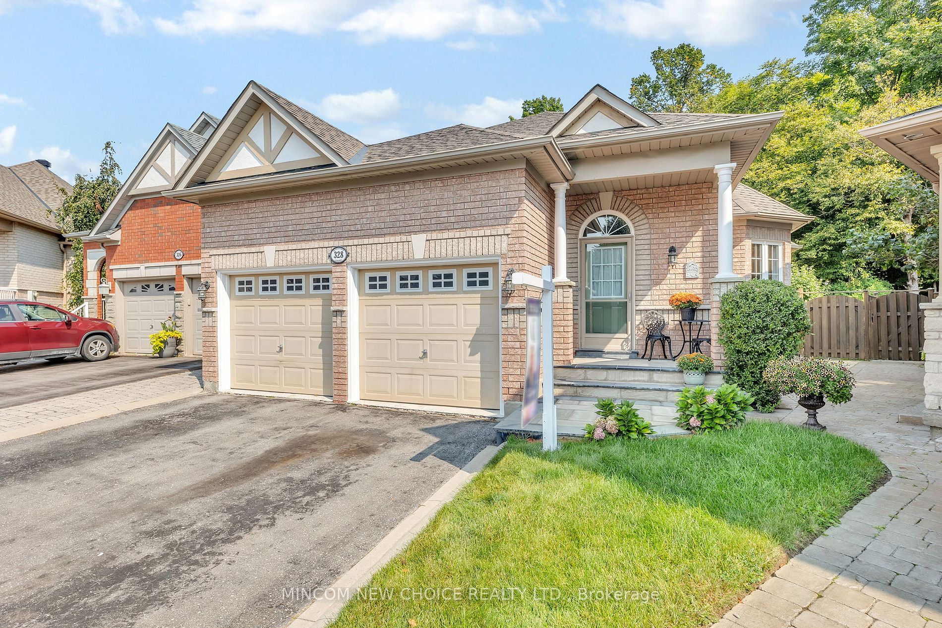 Detached house for sale at 328 Mapleview Crt Pickering Ontario