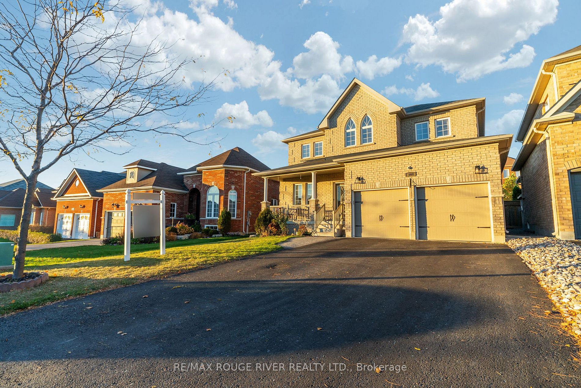 Detached house for sale at 908 Black Cherry Dr Oshawa Ontario