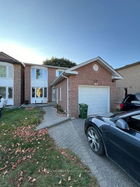 Detached house for sale at 49 Halfmoon Sq Toronto Ontario