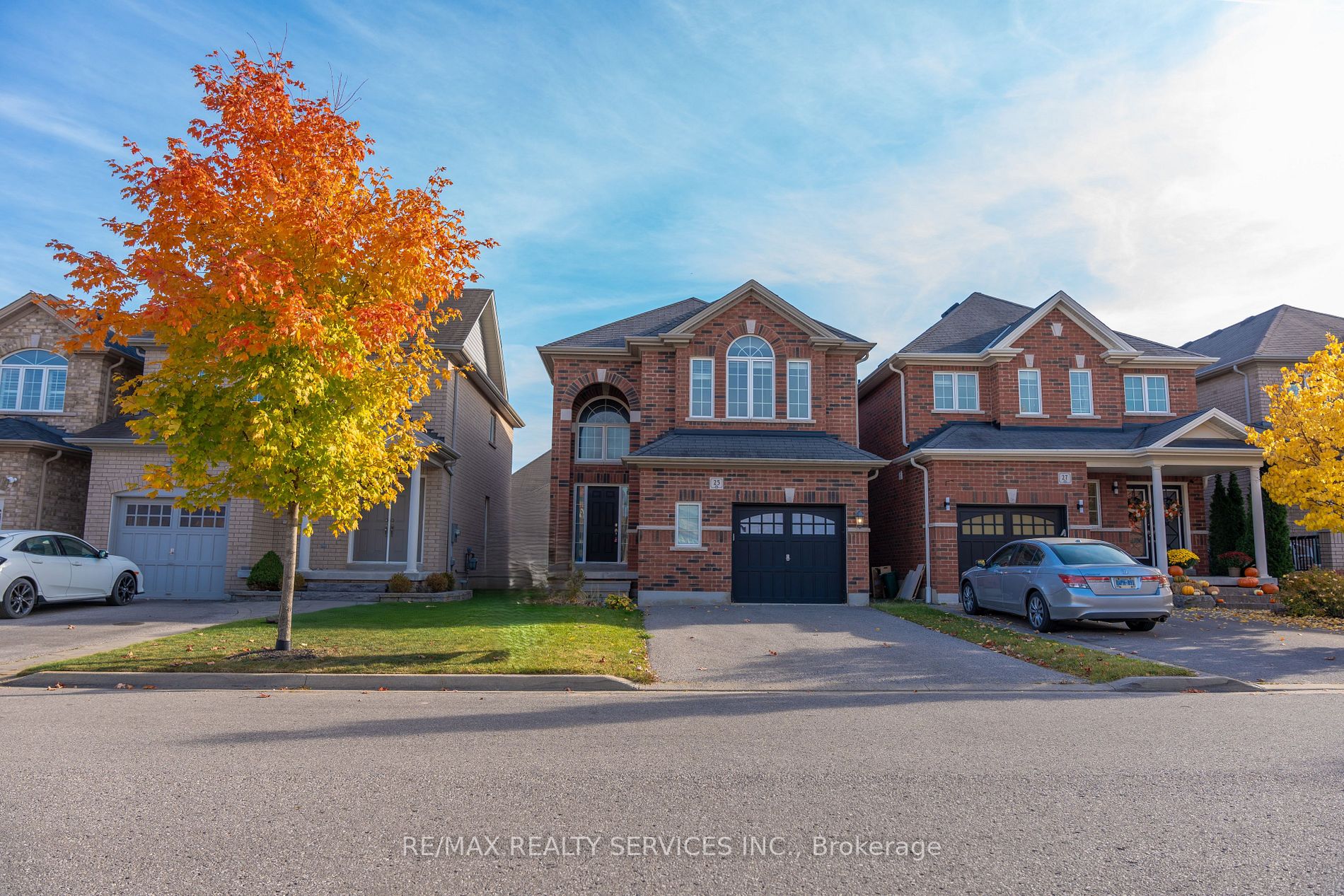 Detached house for sale at 25 Swansea St Whitby Ontario