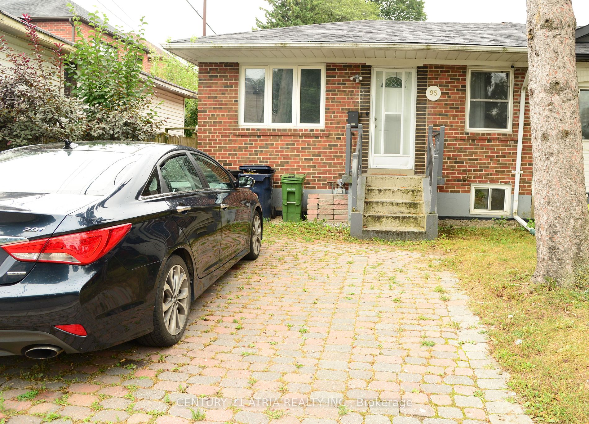 Semi-Detached house for sale at 95 Prairie Dr Toronto Ontario