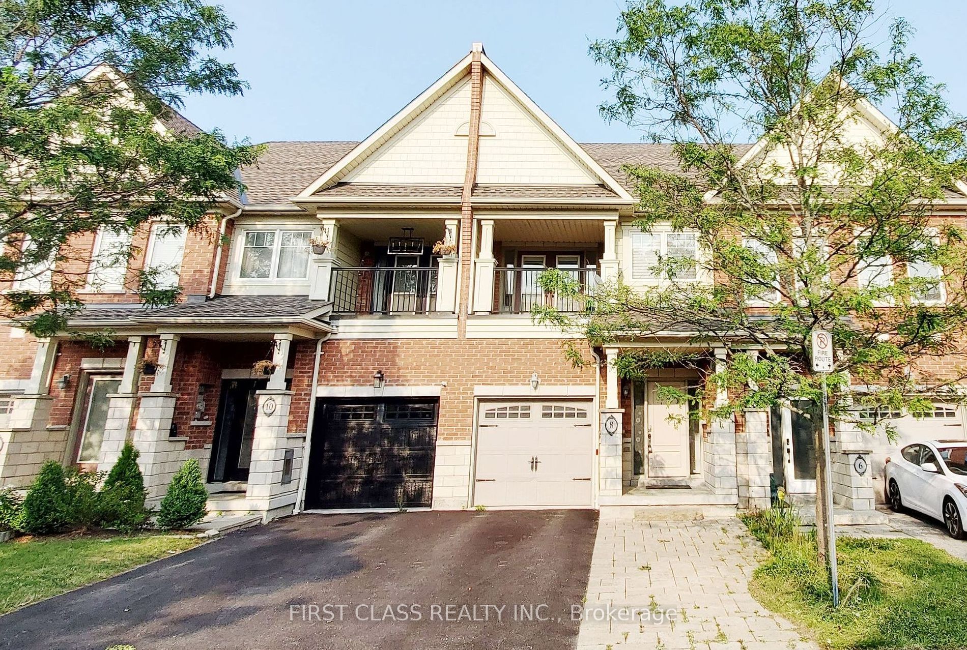 Att/Row/Twnhouse house for sale at 8 All Points Dr Whitchurch-Stouffville Ontario