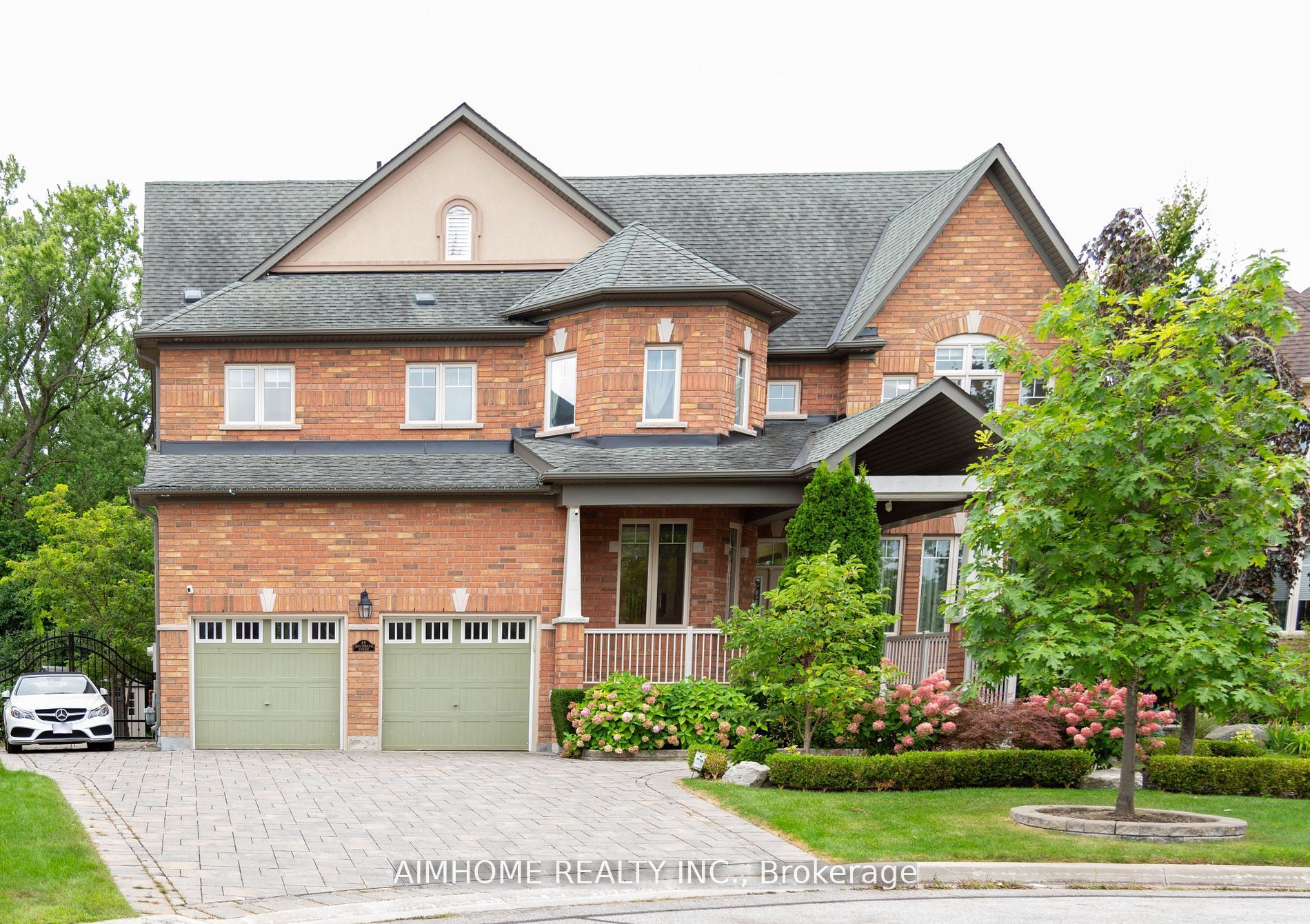 Detached house for sale at 15 Birchbark Crt Richmond Hill Ontario