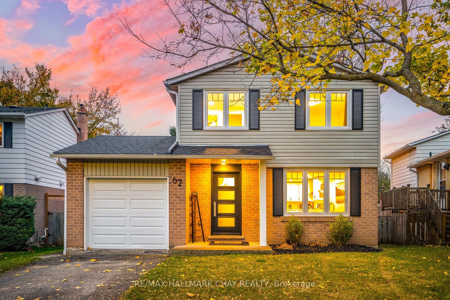 Detached house for sale at 62 Simpson Rd Newmarket Ontario