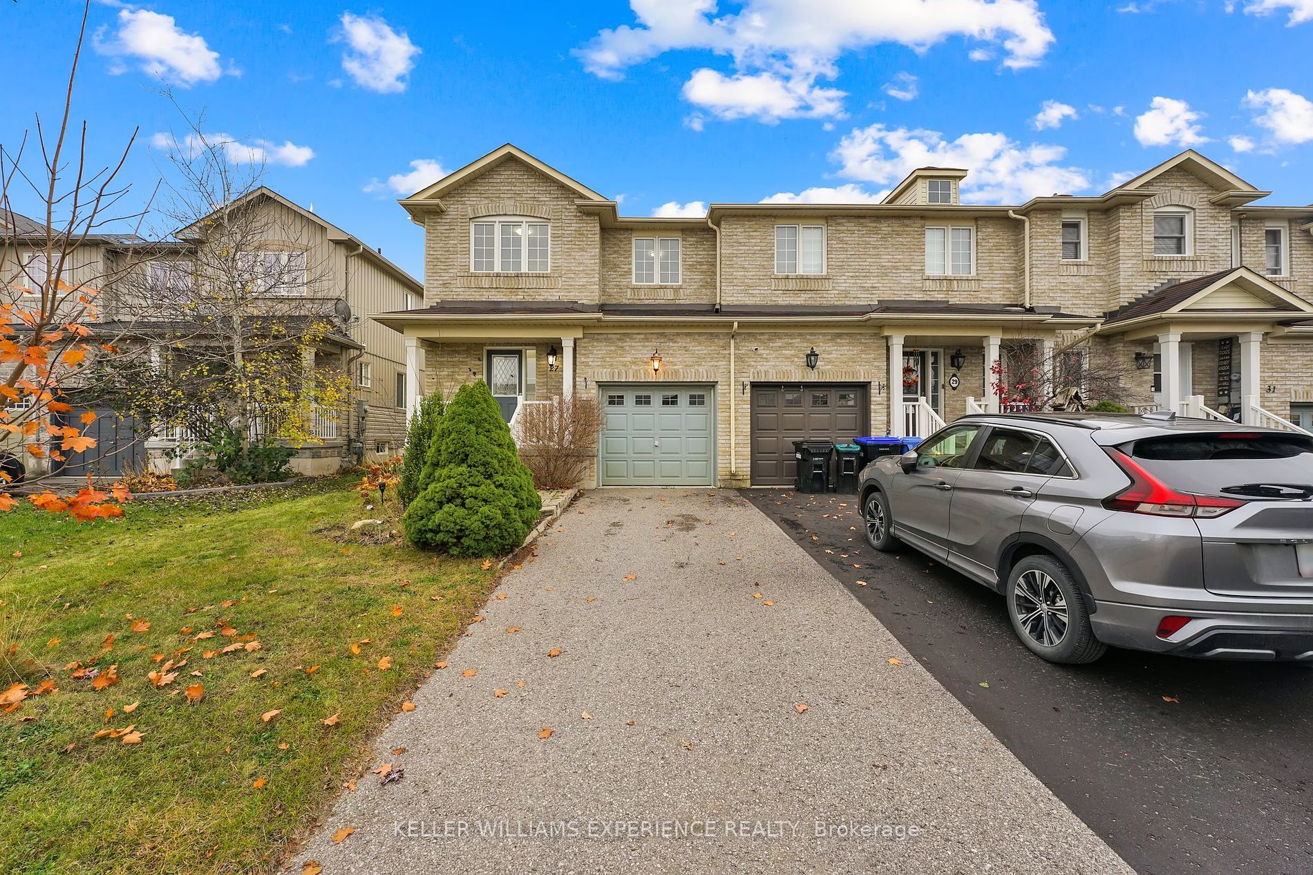 Att/Row/Twnhouse house for sale at 27 Admiral Cres Essa Ontario