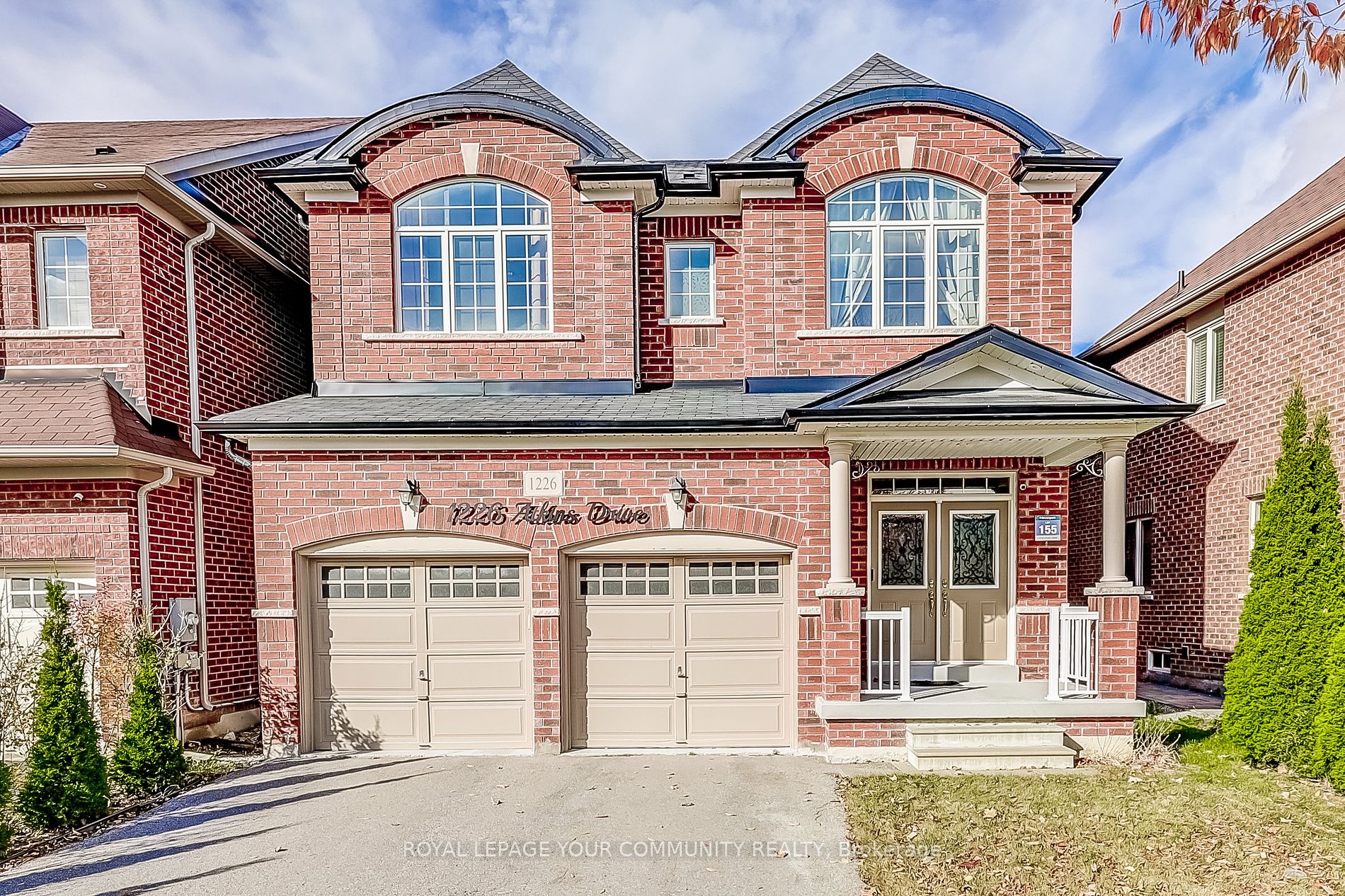 Detached house for sale at 1226 Atkins Dr Newmarket Ontario