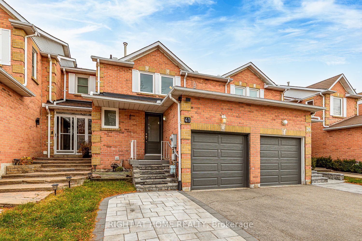 Att/Row/Twnhouse house for sale at 41 Steepleview Cres Richmond Hill Ontario