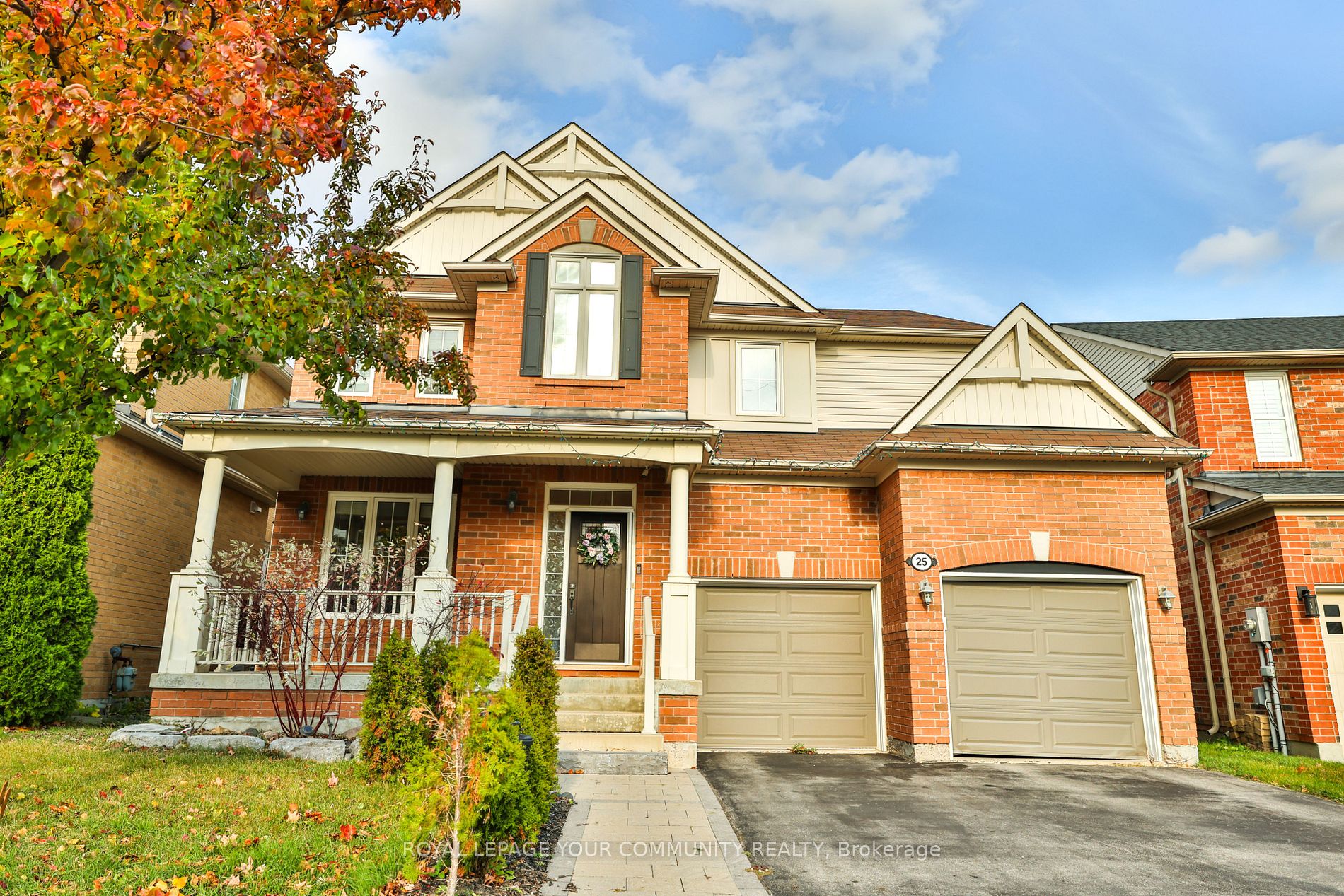 Detached house for sale at 25 Cliff Gunn Rd Newmarket Ontario