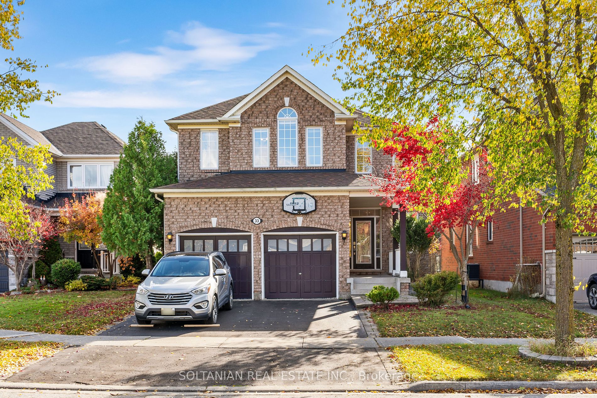 Detached house for sale at 33 Alyssum Crt Richmond Hill Ontario