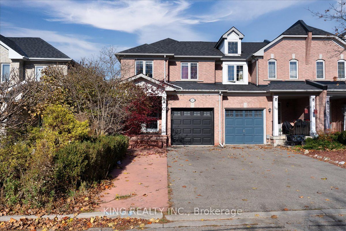 Att/Row/Twnhouse house for sale at 117 Banbrooke Cres Newmarket Ontario