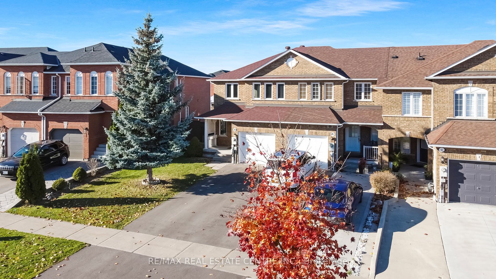 Att/Row/Twnhouse house for sale at 38 Piazza Cres Vaughan Ontario