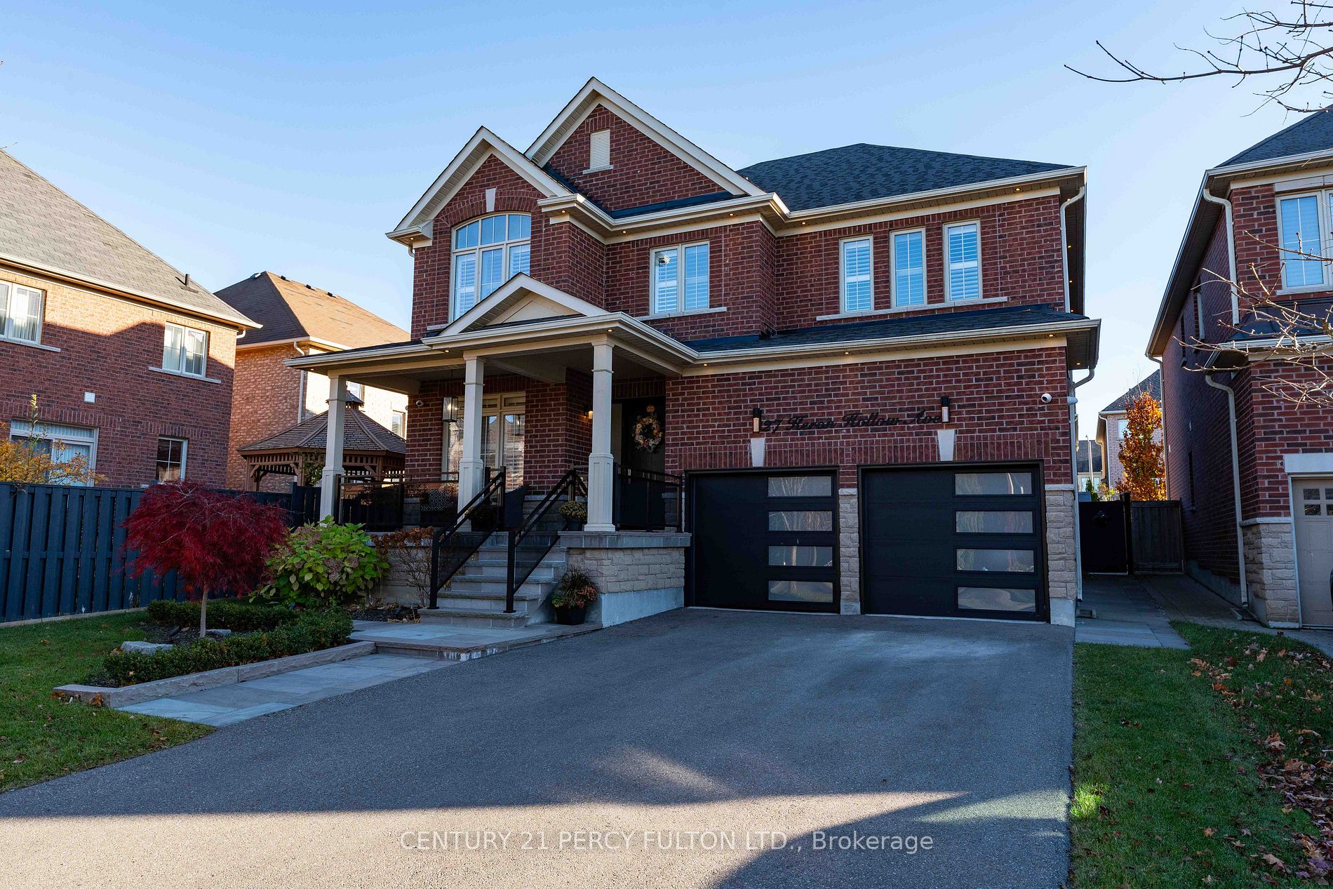 Detached house for sale at 27 Heron Hollow Ave Richmond Hill Ontario