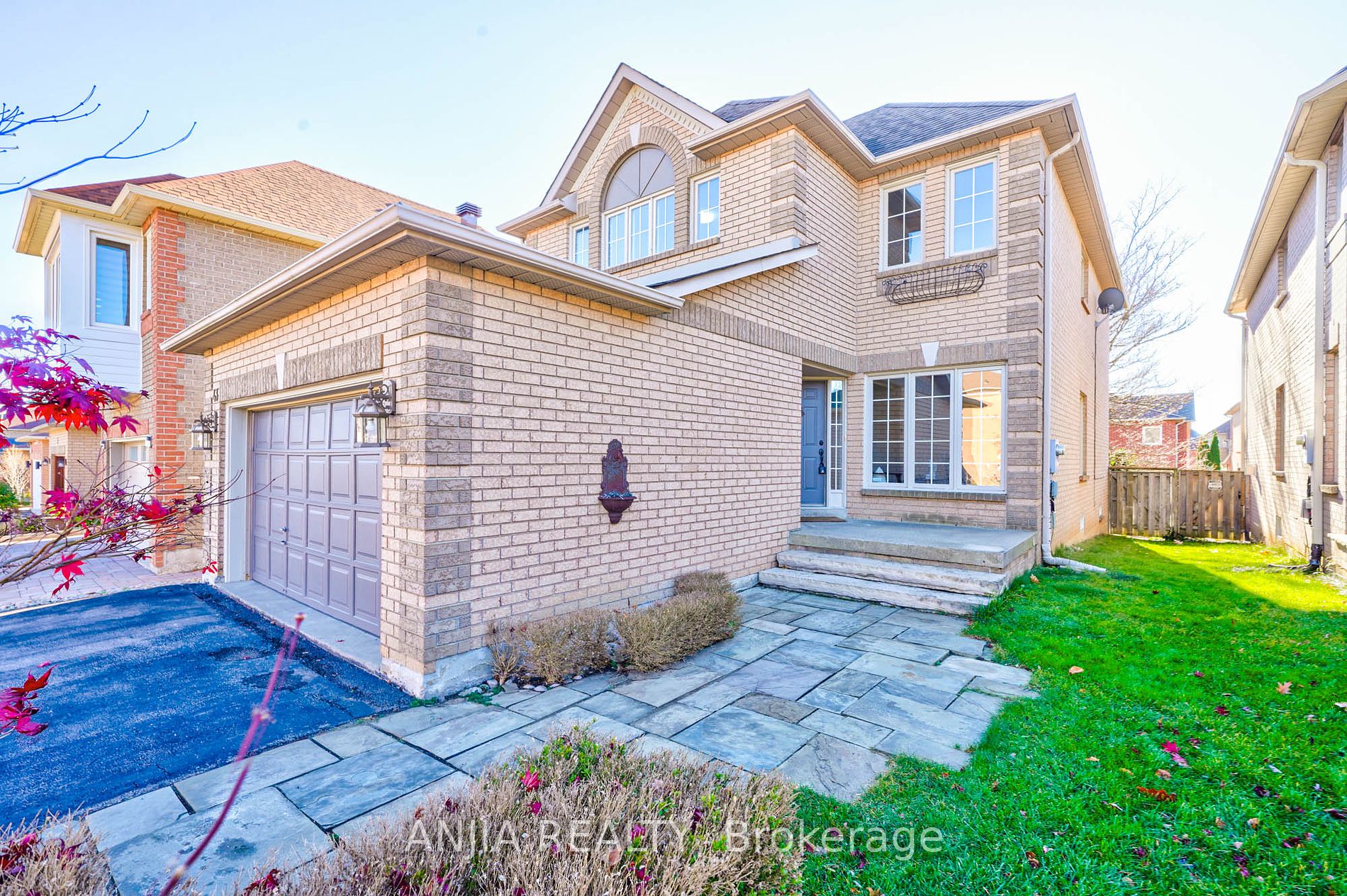 Detached house for sale at 43 Buckhorn Ave Richmond Hill Ontario