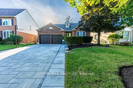 Detached house for sale at 412 Mathews Crt Newmarket Ontario