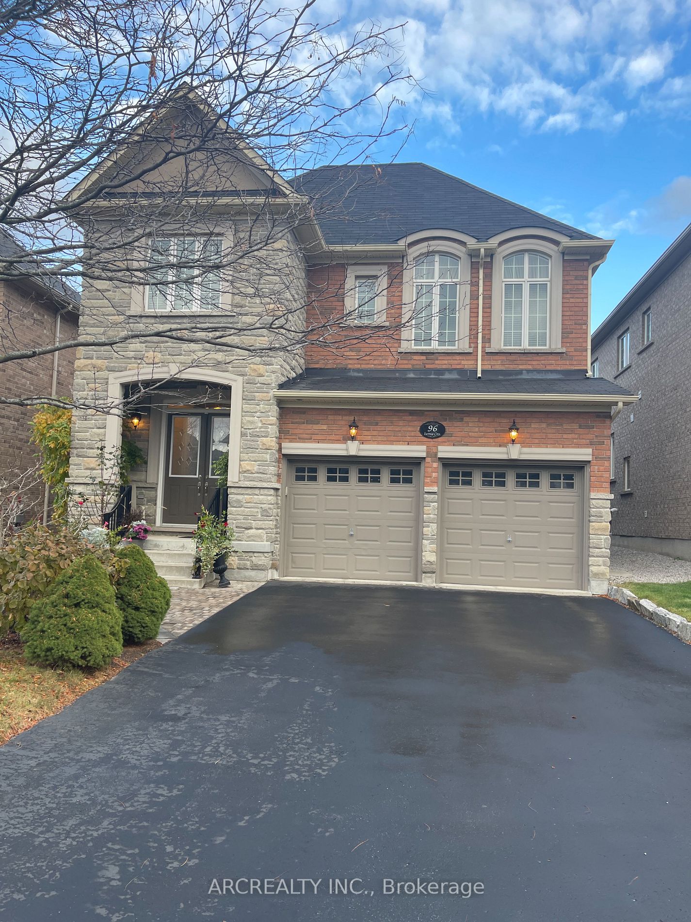 Detached house for sale at 96 Isernia Cres Vaughan Ontario