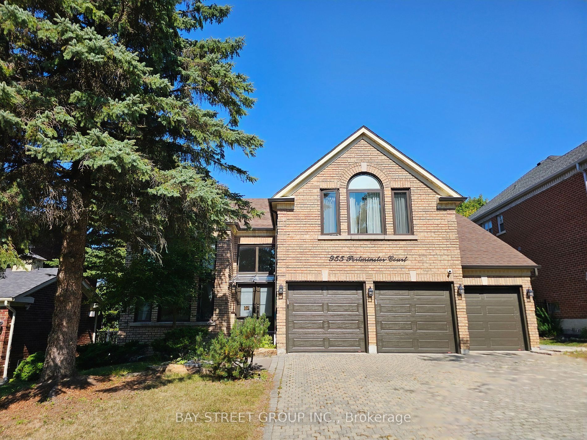 Detached house for sale at 955 Portminster Crt Newmarket Ontario