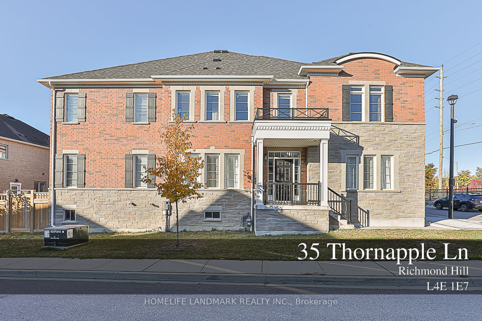 Att/Row/Twnhouse house for sale at 35 Thornapple Lane Richmond Hill Ontario