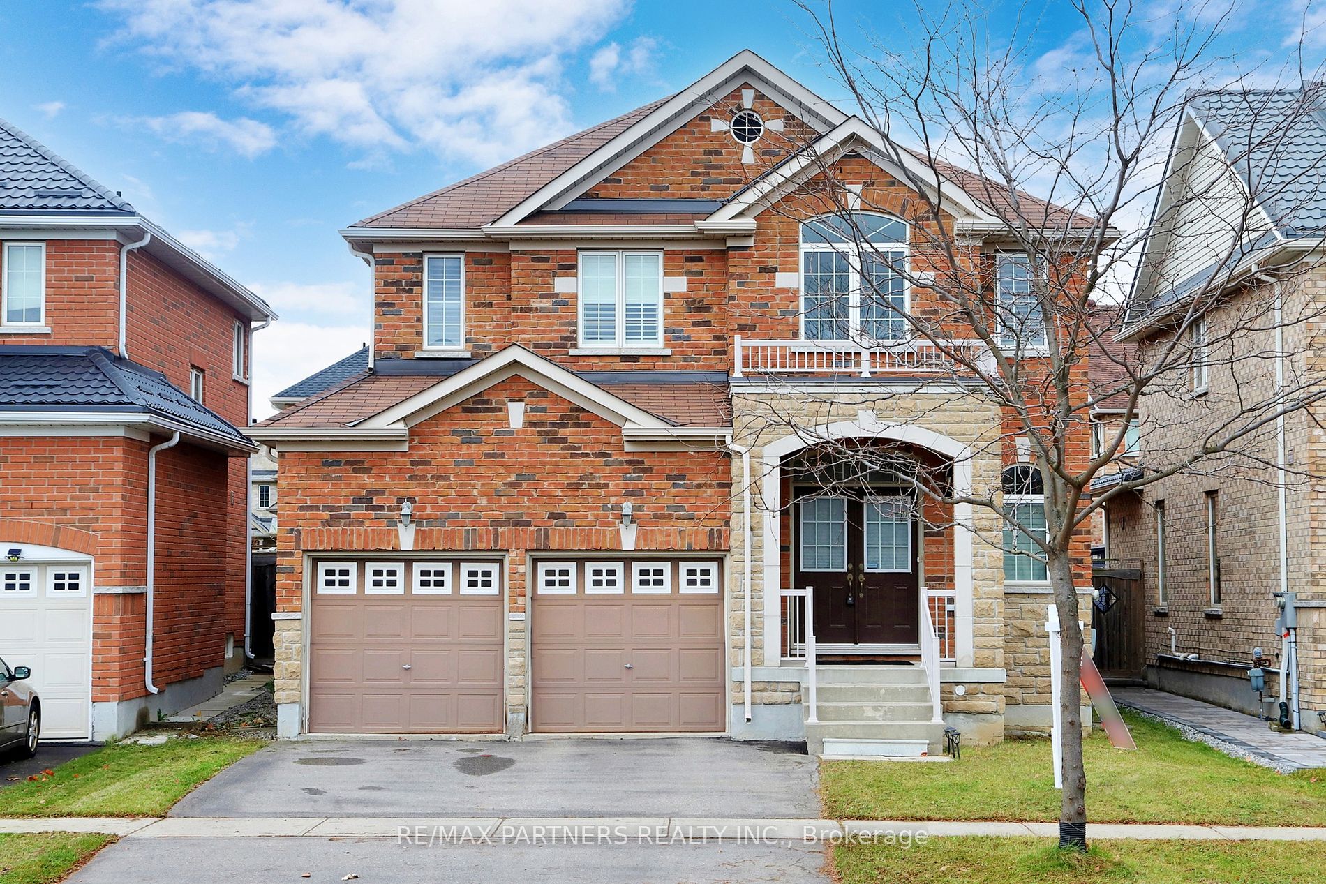 Detached house for sale at 73 Eakin Mill Rd Markham Ontario