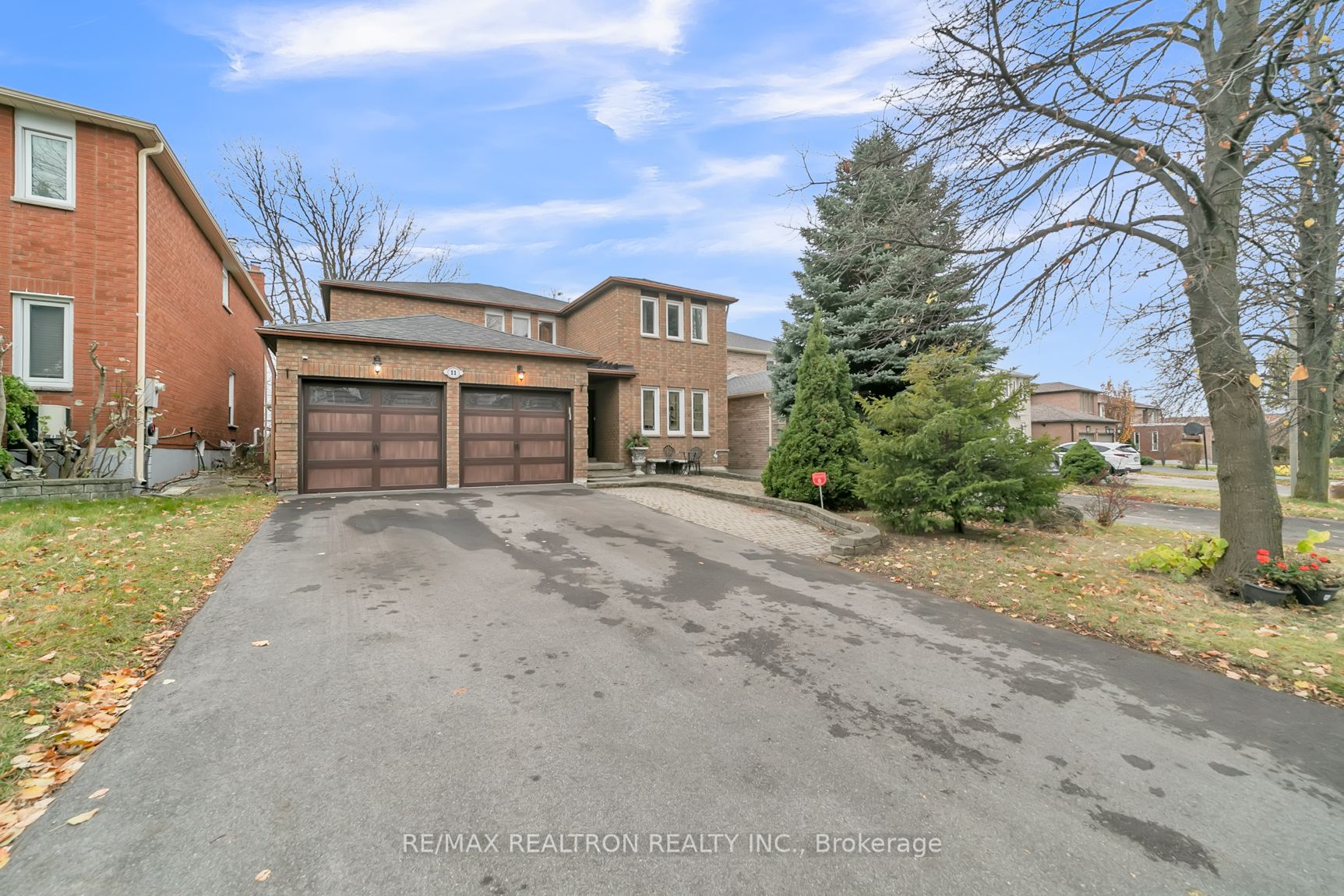 Detached house for sale at 11 Trafalgar Sq Vaughan Ontario