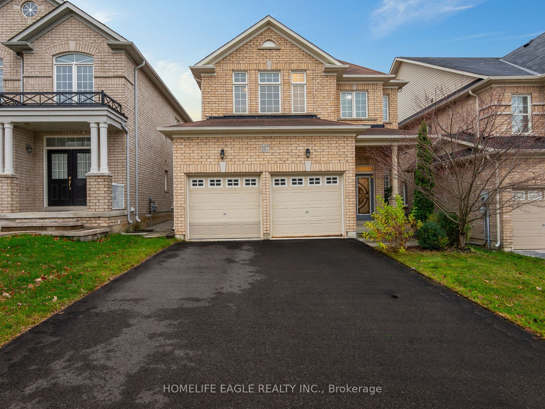 Detached house for sale at 107 Herefordshire Cres Newmarket Ontario