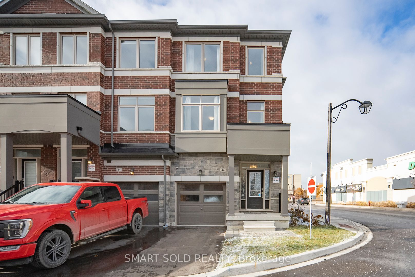 Att/Row/Twnhouse house for sale at 46 Sissons Way Markham Ontario