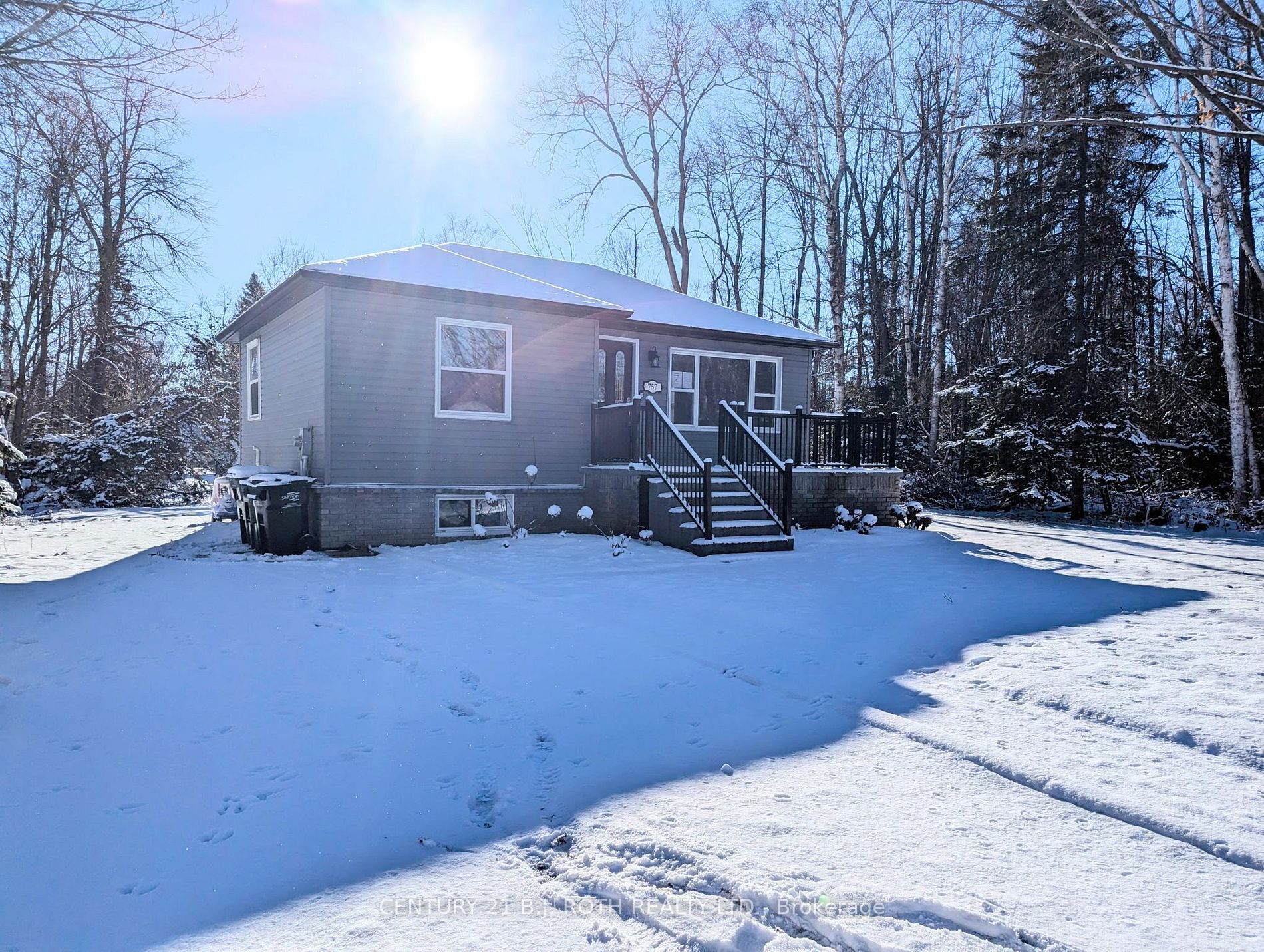 Detached house for sale at 757 Trinity St Innisfil Ontario