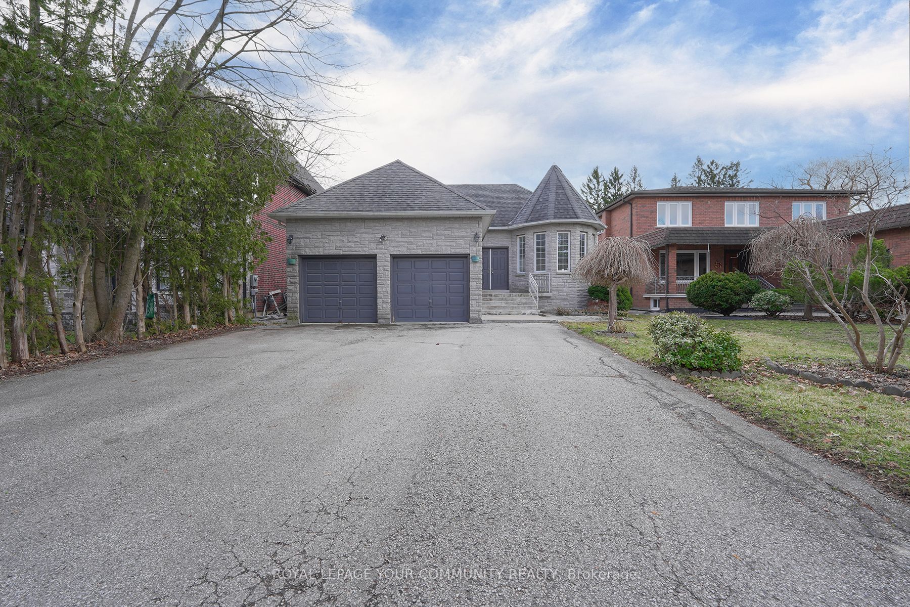 Detached house for sale at 421 Sunset Beach Rd Richmond Hill Ontario