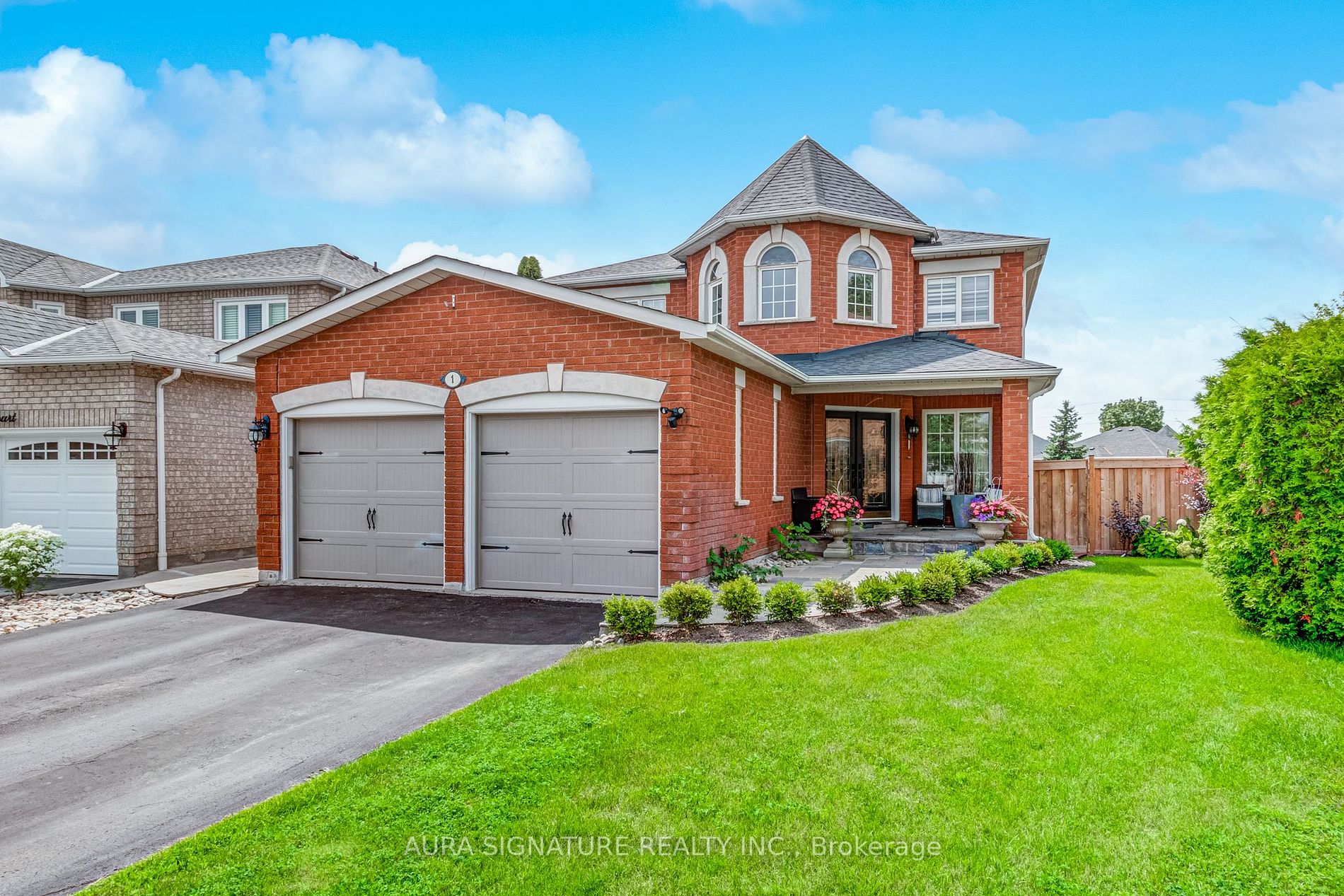Detached house for sale at 1 Graceview Crt Vaughan Ontario