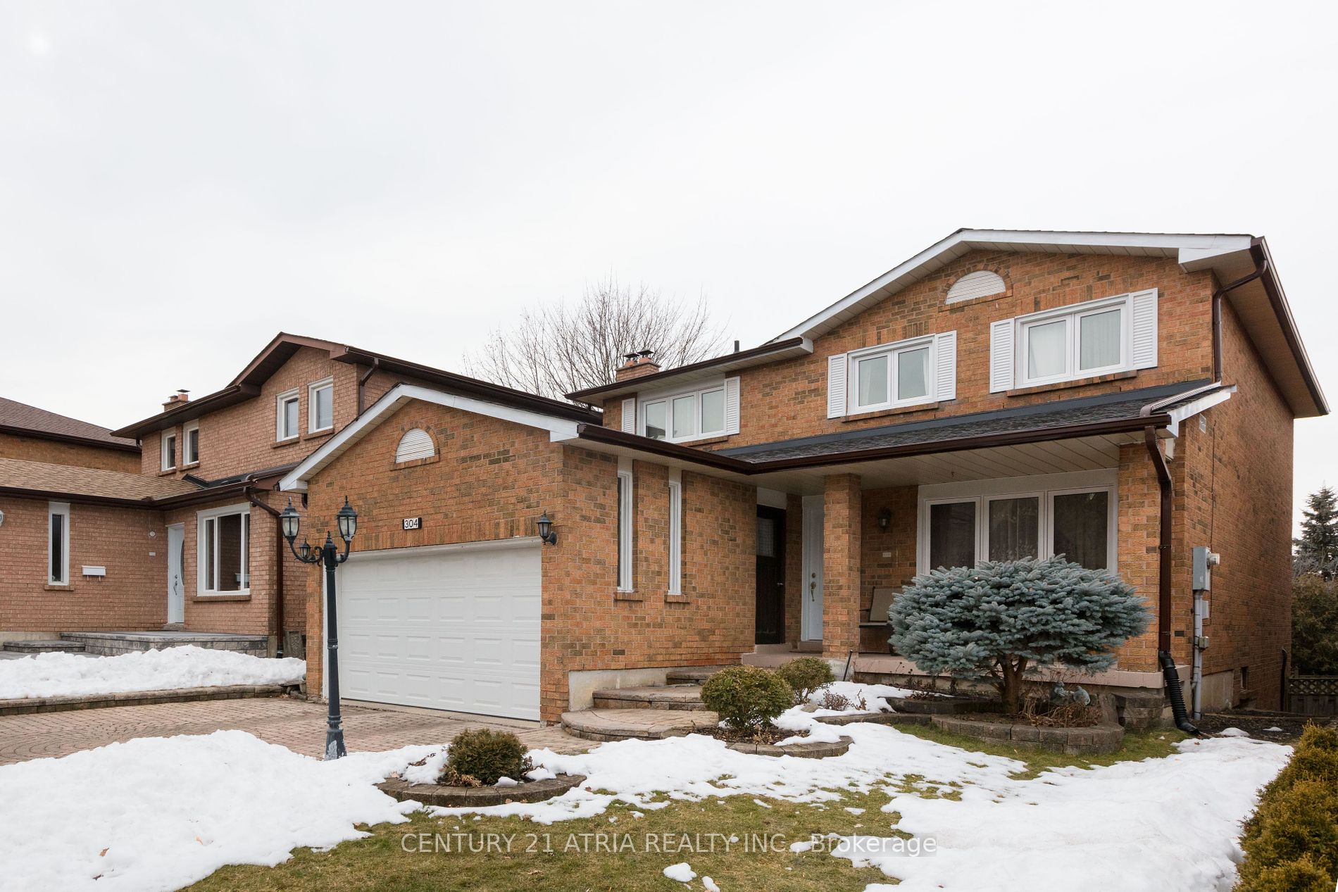 Detached house for sale at 304 Essex Ave Richmond Hill Ontario