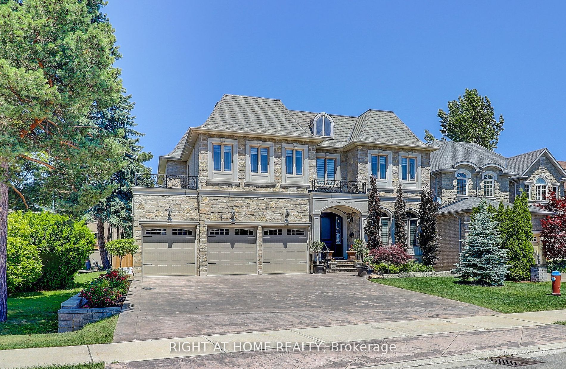 Detached house for sale at 34 May Ave Richmond Hill Ontario