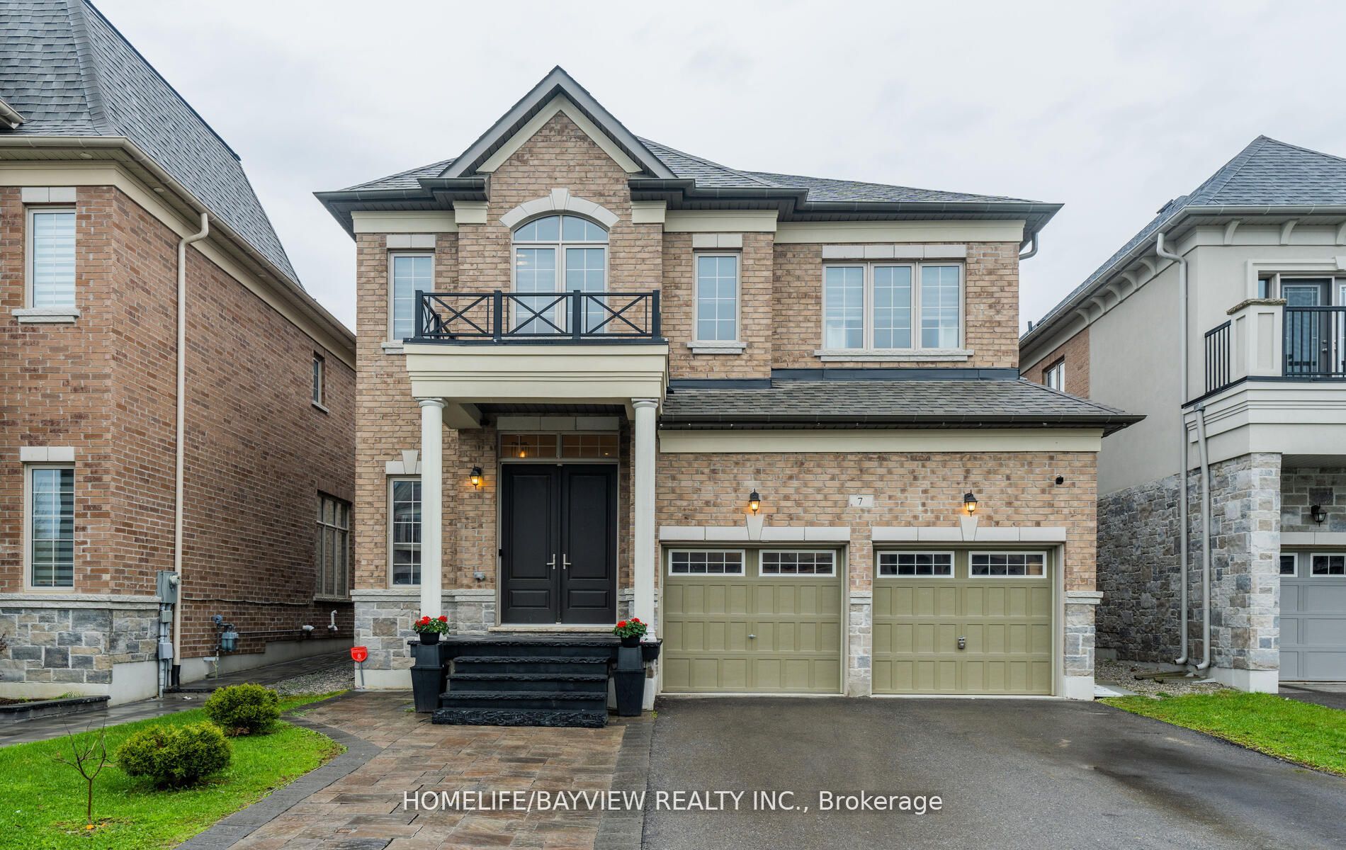 Detached house for sale at 7 Rossini Dr Richmond Hill Ontario