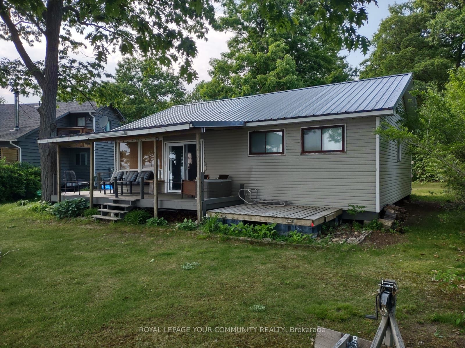Cottage house for sale at 50 Fox Island  S Georgina Islands Ontario